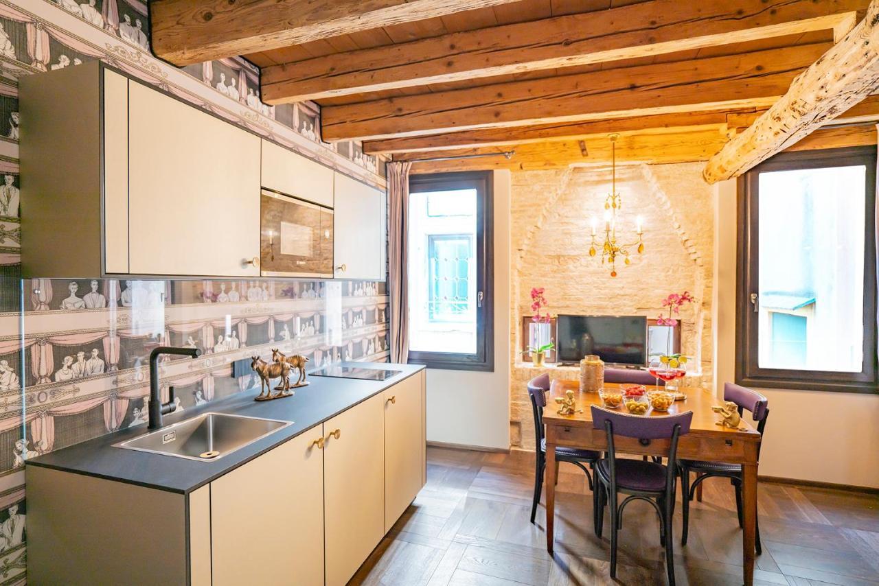 Corte Rubbi 8 Luxury Two-Bedroom Apartment -Dimora Italia - البندقية المظهر الخارجي الصورة